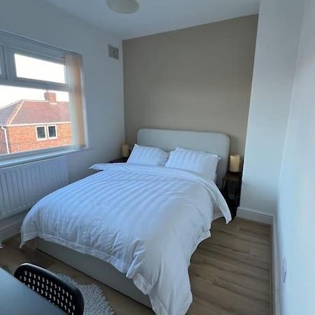 Whole House Modern Two Bedroom In Newcastle - Free Parking Zewnętrze zdjęcie